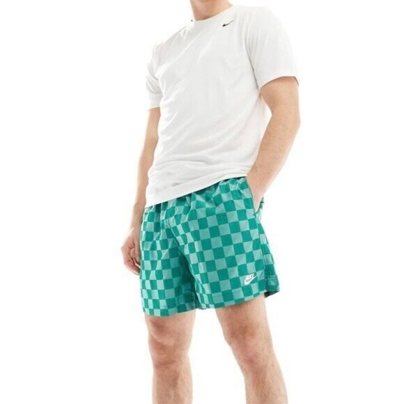 NIKE Men’s Lightweight Flow Shorts Checked Green Size L NEW - Picture 1 of 10
